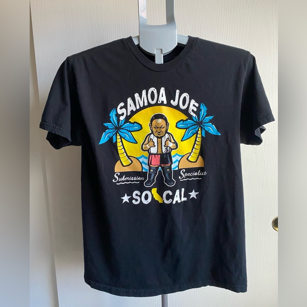 RARE WWE Samoa Joe Black Graphic Tee